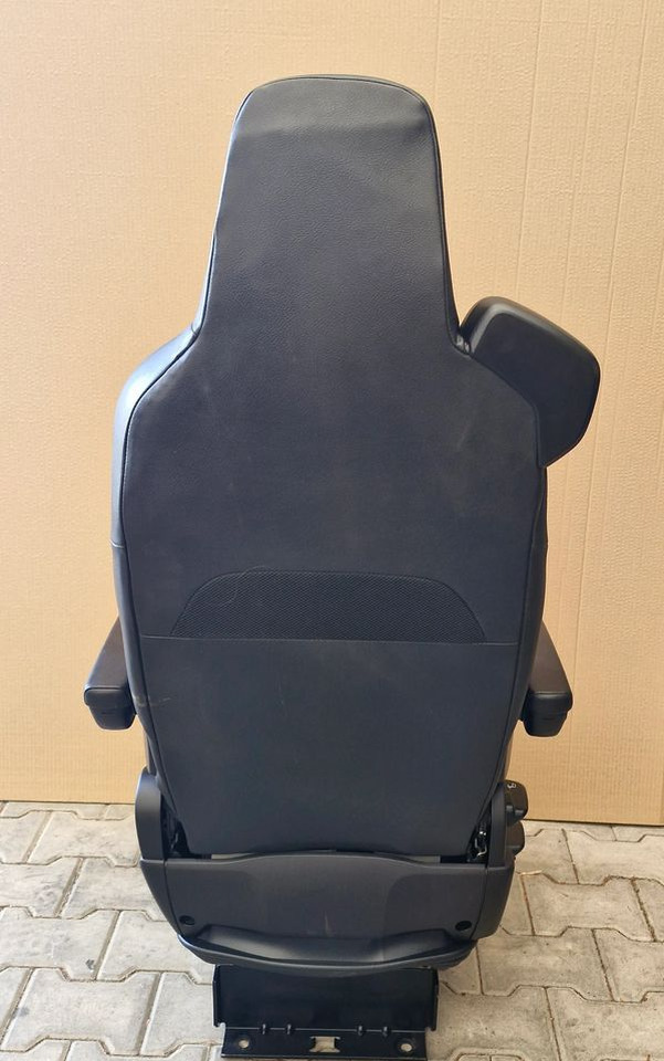 SCANIA R S FOTEL PASAŻERA - Scaun: Foto 2 SCANIA R S FOTEL PASAŻERA - Scaun: Foto 2