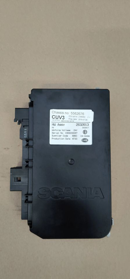 SCANIA R S STEROWNIK ŚWIATEŁ KOMPUTER CUV3 2632613 - Calculator de bord pentru Camion: Foto 2 SCANIA R S STEROWNIK ŚWIATEŁ KOMPUTER CUV3 2632613 - Calculator de bord pentru Camion: Foto 2