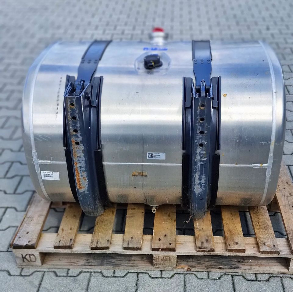 SCANIA R S ZBIORNIK PALIWA 395L NOWY - Rezervor combustibil pentru Camion: Foto 2 SCANIA R S ZBIORNIK PALIWA 395L NOWY - Rezervor combustibil pentru Camion: Foto 2