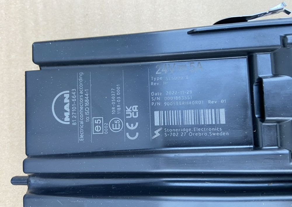 Tachograf Stoneridge MAN TGX TGS TGL TGM impulsator - Tahograf pentru Camion: Foto 2 Tachograf Stoneridge MAN TGX TGS TGL TGM impulsator - Tahograf pentru Camion: Foto 2