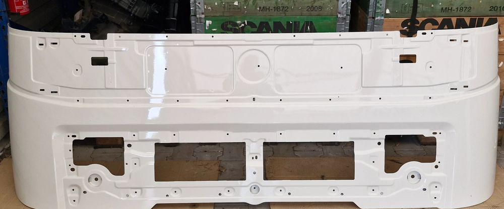 VOLVO FH4 MASKA ATRAPA - Capotă pentru Camion: Foto 1 VOLVO FH4 MASKA ATRAPA - Capotă pentru Camion: Foto 1