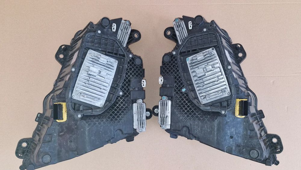 VOLVO FH5 LAMPA PRZEDNIA FULL LED 23752680 23752678 - Lumină: Foto 2 VOLVO FH5 LAMPA PRZEDNIA FULL LED 23752680 23752678 - Lumină: Foto 2