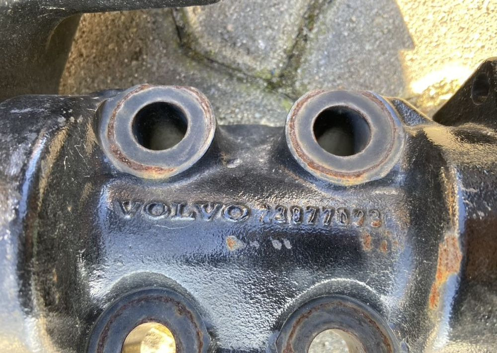 Wywrot Volvo FH 4 FH5 belka wywrotu zawieszenie - Suspensie cabină pentru Camion: Foto 3 Wywrot Volvo FH 4 FH5 belka wywrotu zawieszenie - Suspensie cabină pentru Camion: Foto 3