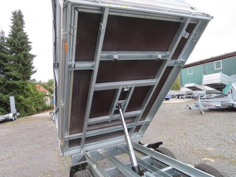 Böckmann PKW-Anhänger Kipper 2,0to Blechaufsatz Abdeckplane - Remorcă basculantă: Foto 4 Böckmann PKW-Anhänger Kipper 2,0to Blechaufsatz Abdeckplane - Remorcă basculantă: Foto 4