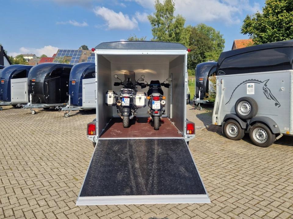 Kofferanhänger Geschlossen Umzug Leihanhänger Miete Transport 2t - Remorcă furgon: Foto 2 Kofferanhänger Geschlossen Umzug Leihanhänger Miete Transport 2t - Remorcă furgon: Foto 2