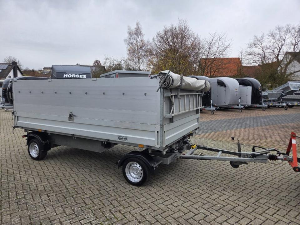 PKW-Anhänger Drehschemel Dreiseitenkipper 3,5t - Remorcă basculantă: Foto 5 PKW-Anhänger Drehschemel Dreiseitenkipper 3,5t - Remorcă basculantă: Foto 5