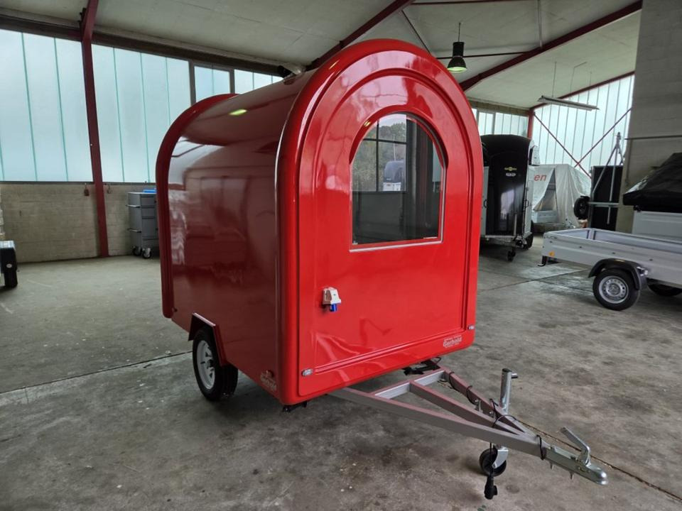 PKW-Anhänger Food-Trailer Verkaufsanhänger Imbiss Abzugshaube - Rulota comerciala: Foto 5 PKW-Anhänger Food-Trailer Verkaufsanhänger Imbiss Abzugshaube - Rulota comerciala: Foto 5