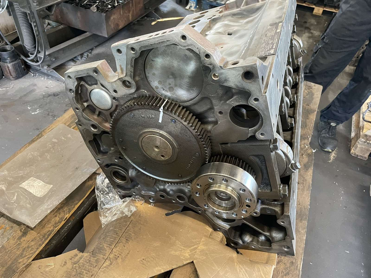 Deutz TCD 2012 L06 2V remanufactured short engine - Motor pentru Echipament industrial: Foto 3 Deutz TCD 2012 L06 2V remanufactured short engine - Motor pentru Echipament industrial: Foto 3