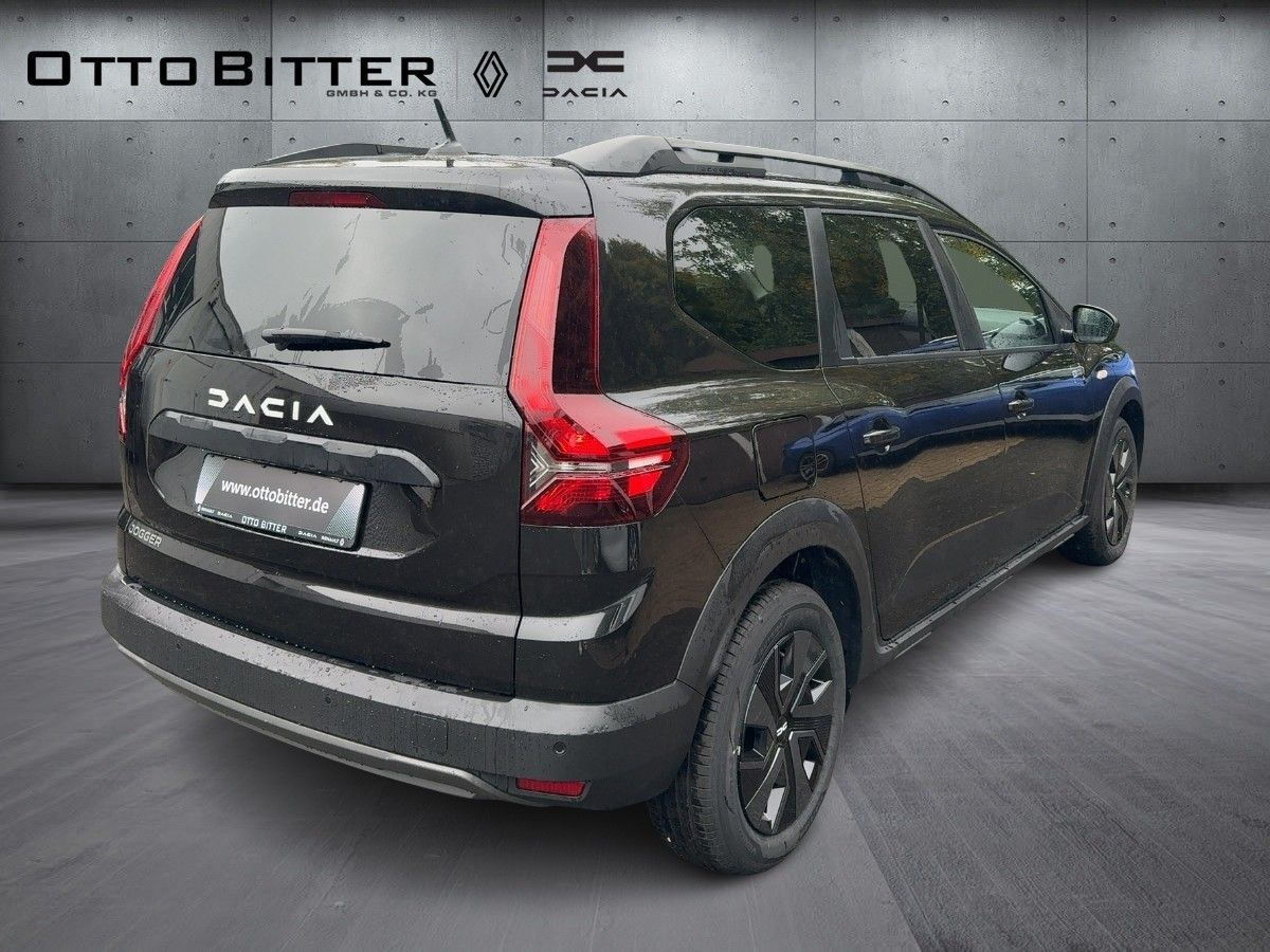 Dacia Jogger Expression ECO-G 100 5-Sitzer FLÜSSIGGAS - Mașină break: Foto 4 Dacia Jogger Expression ECO-G 100 5-Sitzer FLÜSSIGGAS - Mașină break: Foto 4