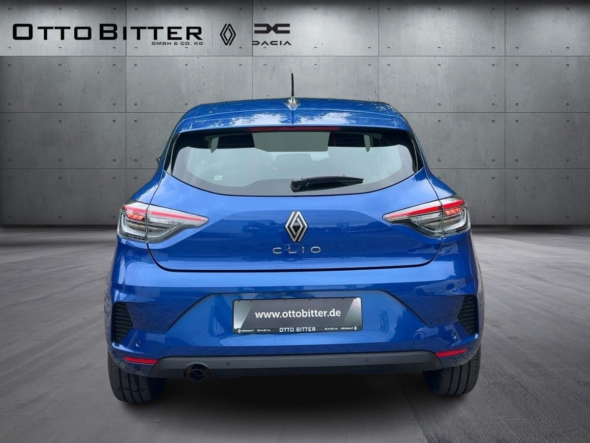 Renault Clio Evolution ECO-G 100 FLÜSSIGGAS KAMERA - Berlină/ Sedan: Foto 3 Renault Clio Evolution ECO-G 100 FLÜSSIGGAS KAMERA - Berlină/ Sedan: Foto 3