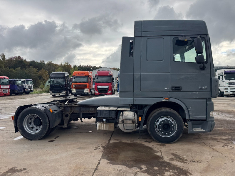 DAF 105 XF 460 Space Cab (MANUAL GEARBOX / BOITE MANUELLE) - Cap tractor: Foto 4 DAF 105 XF 460 Space Cab (MANUAL GEARBOX / BOITE MANUELLE) - Cap tractor: Foto 4