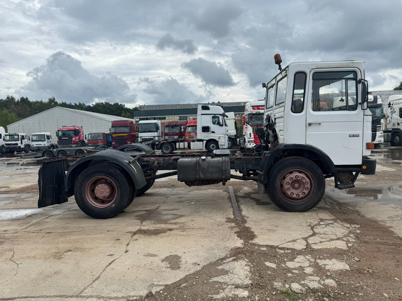 MAN 16.170 (BIG AXLE / STEEL SUSPENSION / 6 CYLINDER WITH MANUAL PUMP) - Cap tractor: Foto 4 MAN 16.170 (BIG AXLE / STEEL SUSPENSION / 6 CYLINDER WITH MANUAL PUMP) - Cap tractor: Foto 4