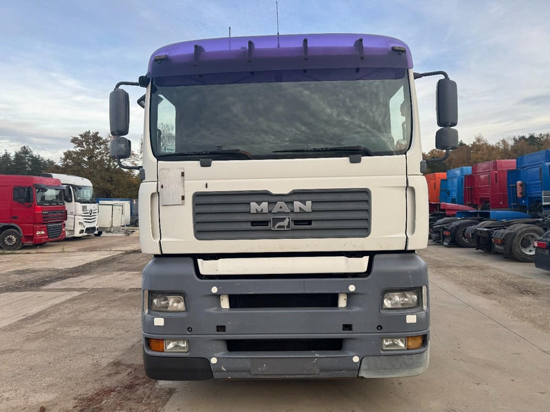 MAN TGA 18.430 (WITH HYDRUALIC PUMP / AVEC POMPE HYDRAULIQUE / PTO) - Cap tractor: Foto 2 MAN TGA 18.430 (WITH HYDRUALIC PUMP / AVEC POMPE HYDRAULIQUE / PTO) - Cap tractor: Foto 2
