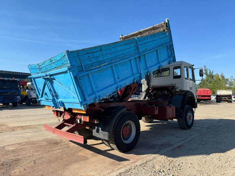 Iveco Magirus 170 - 25 (4X4 / GRAND PONT / LAMES / POMPE MANUELLE) - Camion basculantă: Foto 5 Iveco Magirus 170 - 25 (4X4 / GRAND PONT / LAMES / POMPE MANUELLE) - Camion basculantă: Foto 5