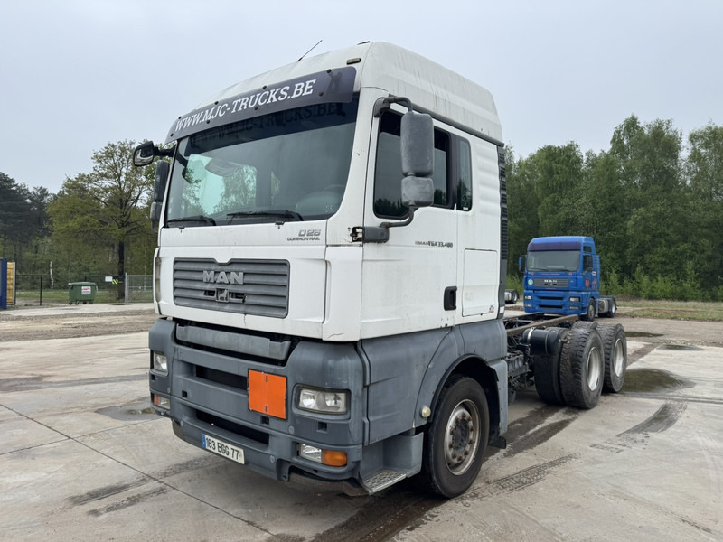 MAN TGA 33.480 (MANUAL GEARBOX / BOITE MANUELLE / 6X4 / CAMION FRANCAIS EN BON ETAT !) - Camion şasiu: Foto 1 MAN TGA 33.480 (MANUAL GEARBOX / BOITE MANUELLE / 6X4 / CAMION FRANCAIS EN BON ETAT !) - Camion şasiu: Foto 1