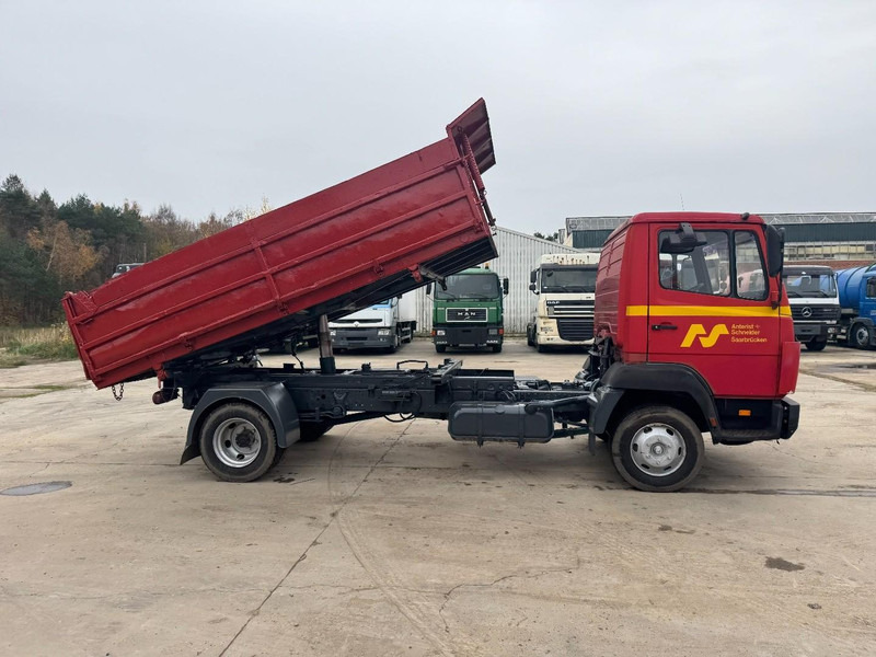 Mercedes-Benz SK 814 (FULL STEEL SUSPENSION / MANUAL GEARBOX / 3-SIDE TIPPER) - Camion basculantă: Foto 4 Mercedes-Benz SK 814 (FULL STEEL SUSPENSION / MANUAL GEARBOX / 3-SIDE TIPPER) - Camion basculantă: Foto 4