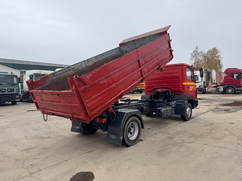 Mercedes-Benz SK 814 (FULL STEEL SUSPENSION / MANUAL GEARBOX / 3-SIDE TIPPER) - Camion basculantă: Foto 5 Mercedes-Benz SK 814 (FULL STEEL SUSPENSION / MANUAL GEARBOX / 3-SIDE TIPPER) - Camion basculantă: Foto 5