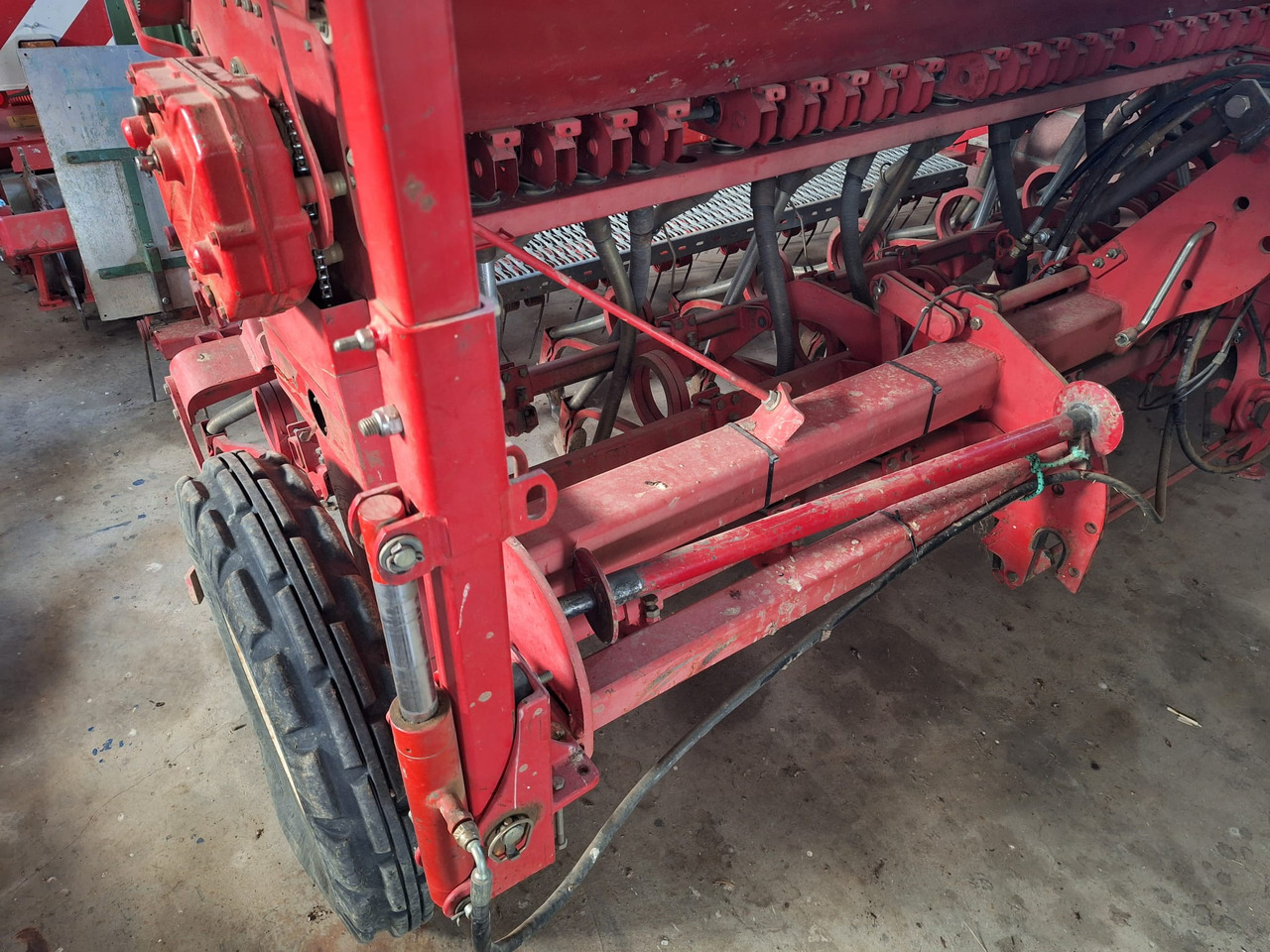 GASPARDO SEMINATRICE S300 - Semănătoare: Foto 3 GASPARDO SEMINATRICE S300 - Semănătoare: Foto 3