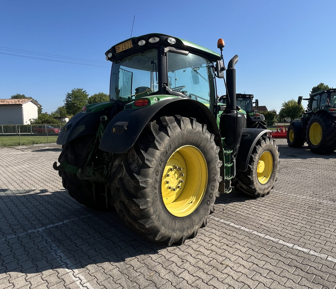 JOHN DEERE 6175 R - Tractor agricol: Foto 4 JOHN DEERE 6175 R - Tractor agricol: Foto 4