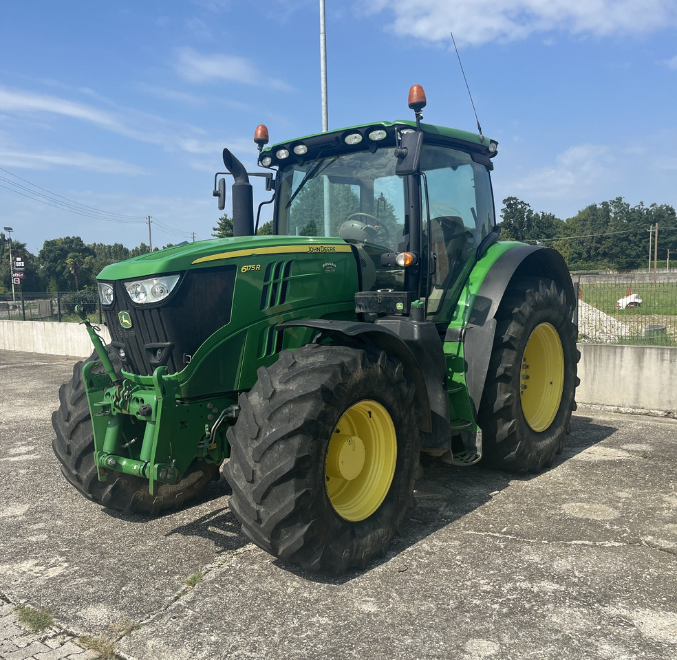 JOHN DEERE 6175 R - Tractor agricol: Foto 1 JOHN DEERE 6175 R - Tractor agricol: Foto 1
