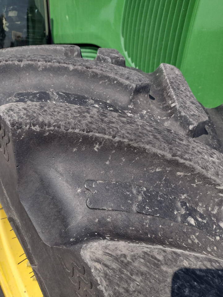 JOHN DEERE 6520 PREMIUM - Tractor agricol: Foto 4 JOHN DEERE 6520 PREMIUM - Tractor agricol: Foto 4