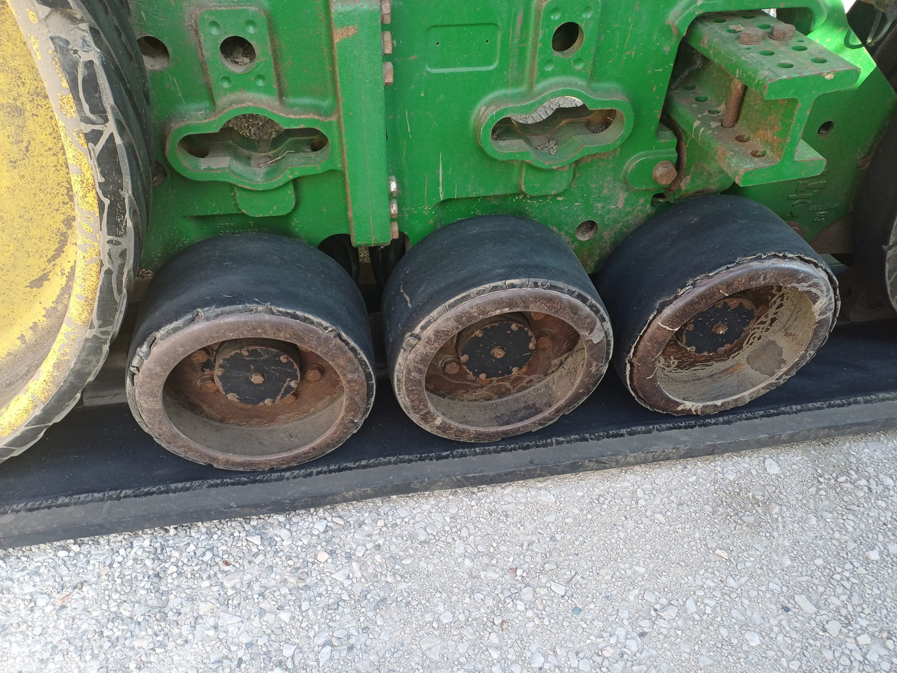 JOHN DEERE 8320 RT - Tractor agricol: Foto 5 JOHN DEERE 8320 RT - Tractor agricol: Foto 5