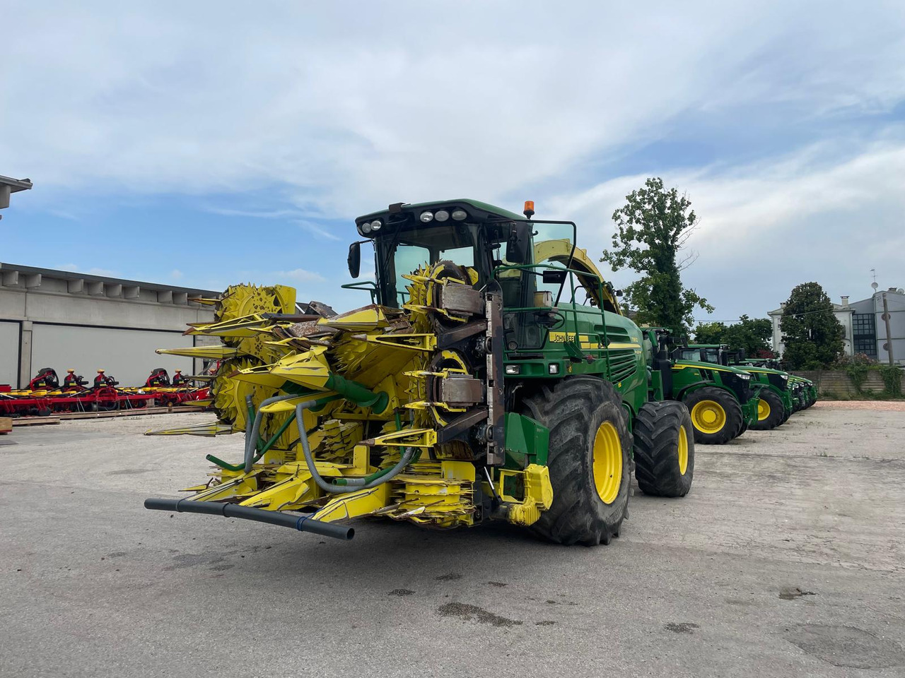 JOHN DEERE TRINCIA 7950 - Combină de Recoltat Furaj: Foto 3 JOHN DEERE TRINCIA 7950 - Combină de Recoltat Furaj: Foto 3