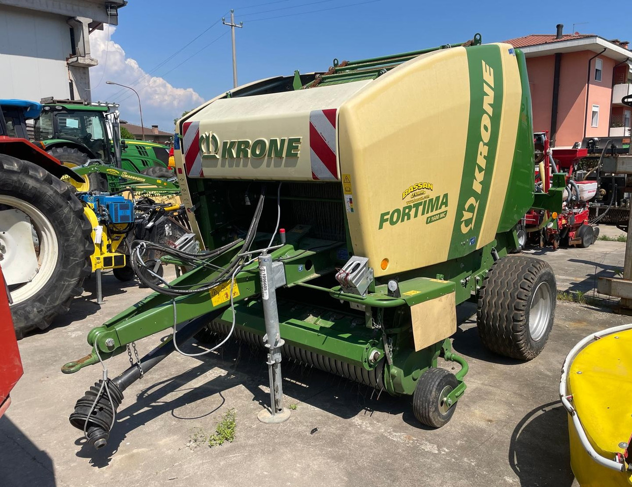 KRONE ROTOPRESSA FORTIMA F 1600 MC - Presă baloţi rotunzi: Foto 1 KRONE ROTOPRESSA FORTIMA F 1600 MC - Presă baloţi rotunzi: Foto 1