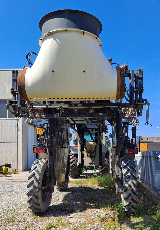 MAZZOTTI IRRORATORE SEMOVENTE IBIS PIRALIDE MAIS 2000 - Mașină de erbicidat autopropulsata: Foto 2 MAZZOTTI IRRORATORE SEMOVENTE IBIS PIRALIDE MAIS 2000 - Mașină de erbicidat autopropulsata: Foto 2