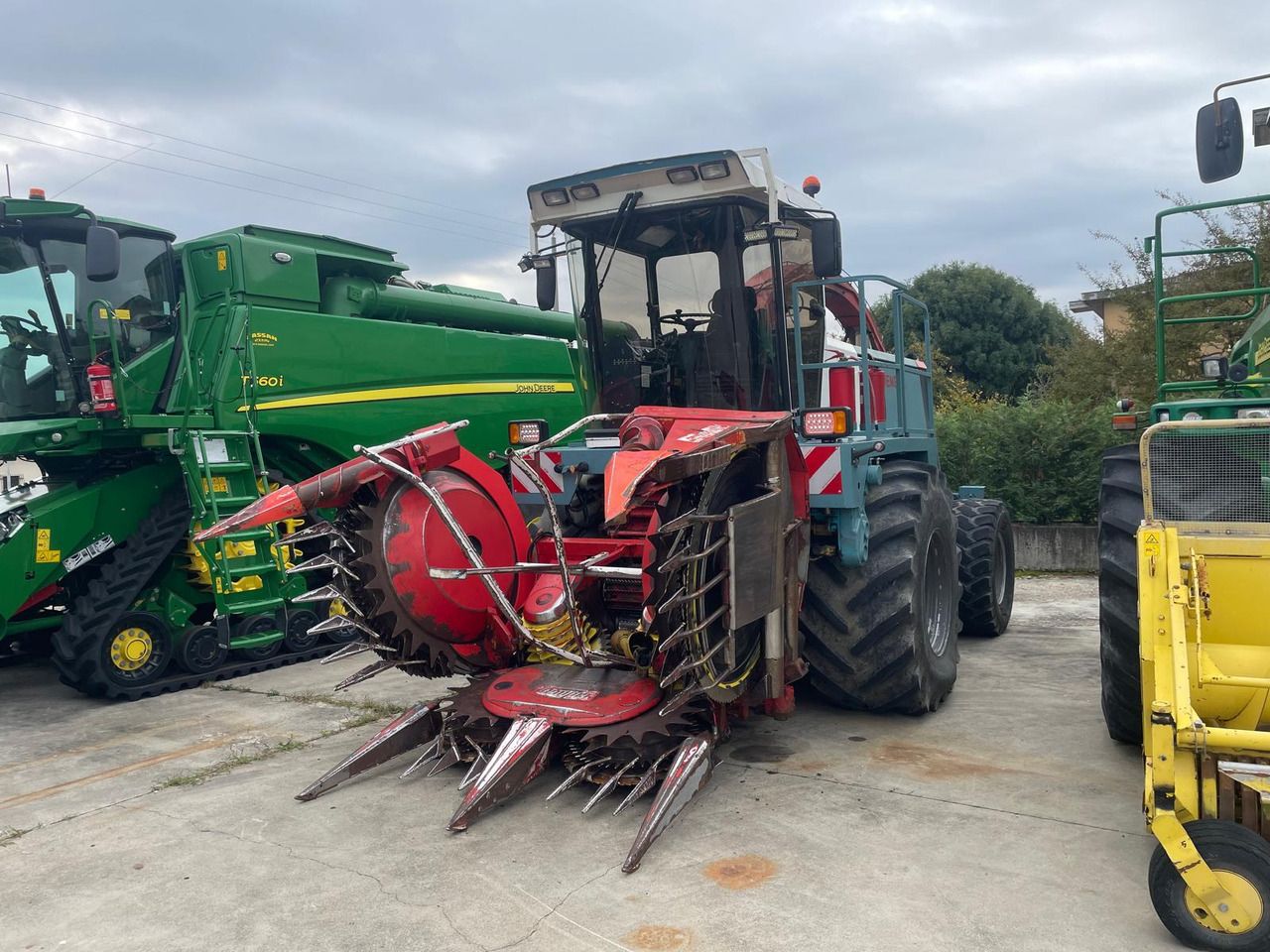 MENGELE TRINCIA SF 6000 - Combină de Recoltat Furaj: Foto 1 MENGELE TRINCIA SF 6000 - Combină de Recoltat Furaj: Foto 1