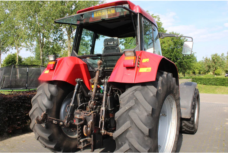Case IH CS 150 met fronthef en front pto - Tractor agricol: Foto 4 Case IH CS 150 met fronthef en front pto - Tractor agricol: Foto 4