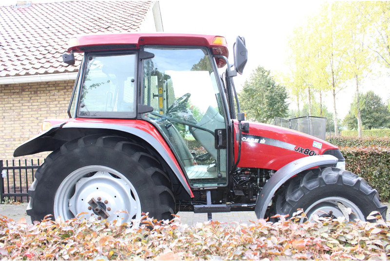 Case IH JX80U - Tractor agricol: Foto 2 Case IH JX80U - Tractor agricol: Foto 2