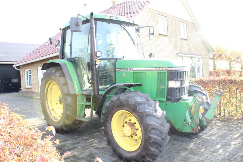 John Deere 6200 - Tractor agricol: Foto 1 John Deere 6200 - Tractor agricol: Foto 1