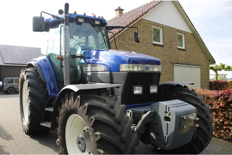 New Holland G 190 - Tractor agricol: Foto 1 New Holland G 190 - Tractor agricol: Foto 1