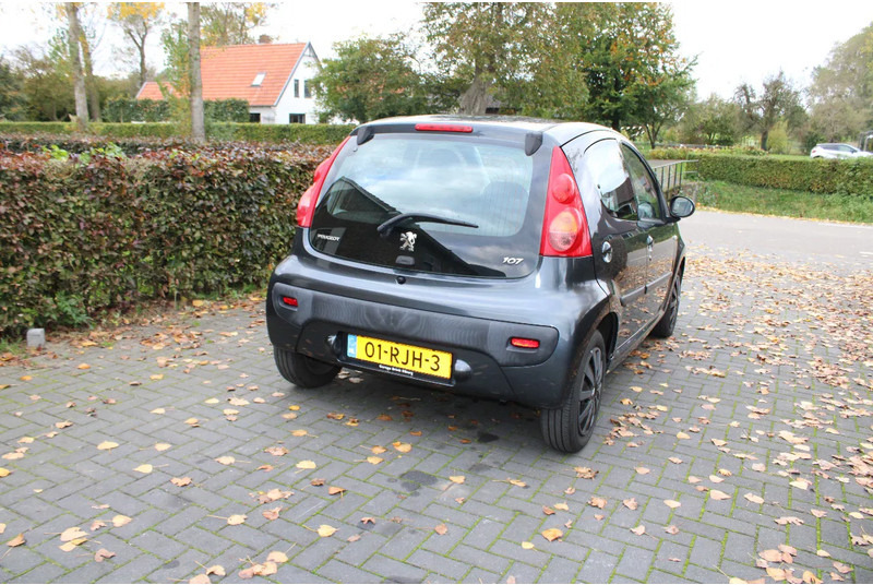 Peugeot 107 - Hatchback: Foto 4 Peugeot 107 - Hatchback: Foto 4