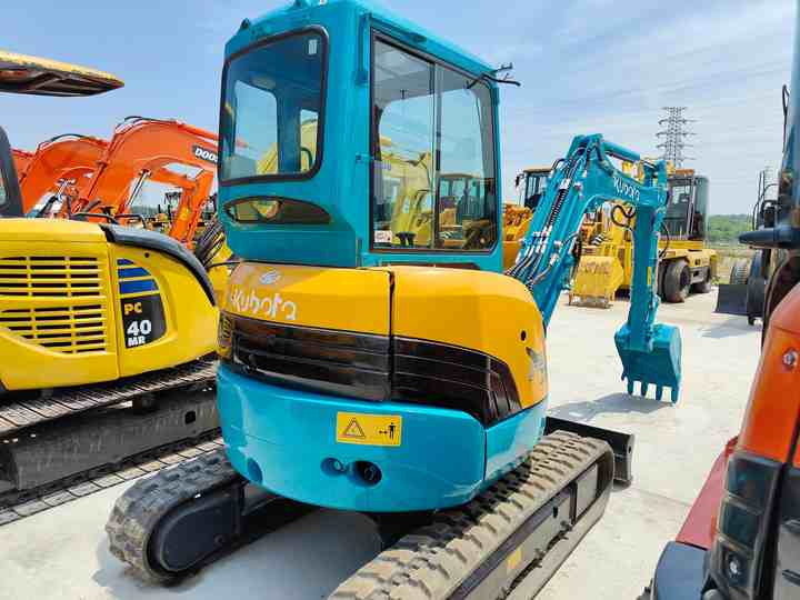 2Ton Used Micro Excavator High Quality Second-hand Diggers Used Excavators Kubota U25 Excavator for Sale - Excavator: Foto 2 2Ton Used Micro Excavator High Quality Second-hand Diggers Used Excavators Kubota U25 Excavator for Sale - Excavator: Foto 2
