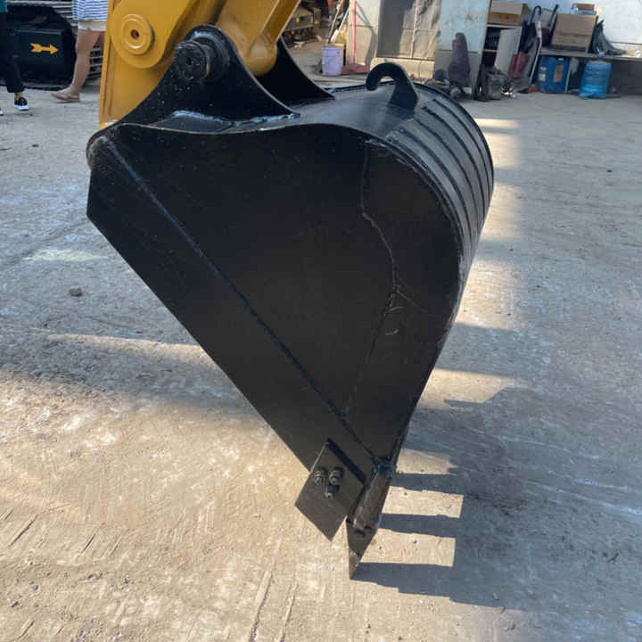 8 Ton Mini Used Excavator Caterpillar 308E2 in Good Condition Second Hand Excavator CAT308E2 for Sale - Excavator: Foto 2 8 Ton Mini Used Excavator Caterpillar 308E2 in Good Condition Second Hand Excavator CAT308E2 for Sale - Excavator: Foto 2