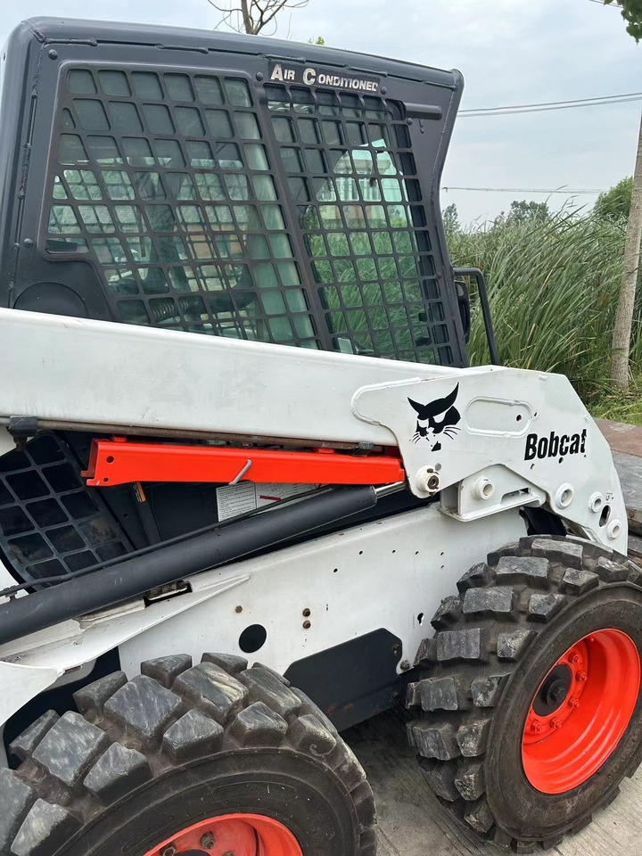 BOBCAT S160 - Mini încărcător: Foto 3 BOBCAT S160 - Mini încărcător: Foto 3