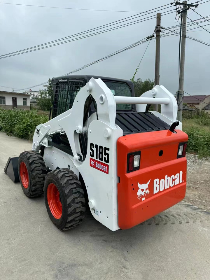 BOBCAT S185 - Mini încărcător: Foto 3 BOBCAT S185 - Mini încărcător: Foto 3
