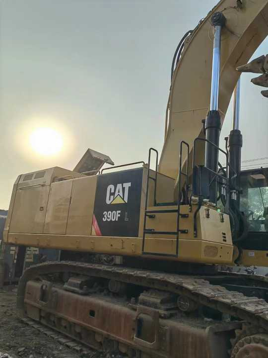 Cat 390F Gold Supplier Good Price Best Price 90tons Used Caterpillar 390F Good Price Used Caterpillar 390F - Excavator pe şenile: Foto 5 Cat 390F Gold Supplier Good Price Best Price 90tons Used Caterpillar 390F Good Price Used Caterpillar 390F - Excavator pe şenile: Foto 5