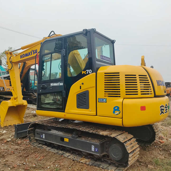 Cheap Used Komatsu PC70-8 Crawler Excavator with High Efficiency Used Heavy Machinery Komatsu PC70-8 Digger Cheap for Sale - Excavator pe şenile: Foto 2 Cheap Used Komatsu PC70-8 Crawler Excavator with High Efficiency Used Heavy Machinery Komatsu PC70-8 Digger Cheap for Sale - Excavator pe şenile: Foto 2