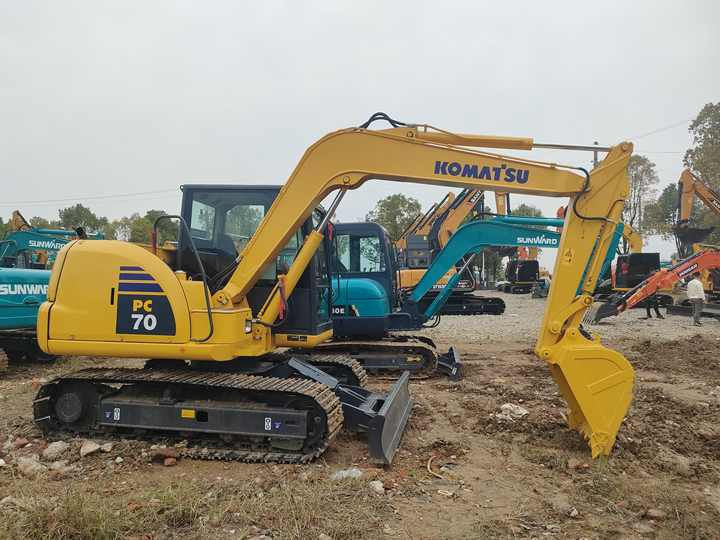 Cheap Used Komatsu PC70-8 Crawler Excavator with High Efficiency Used Heavy Machinery Komatsu PC70-8 Digger Cheap for Sale - Excavator pe şenile: Foto 5 Cheap Used Komatsu PC70-8 Crawler Excavator with High Efficiency Used Heavy Machinery Komatsu PC70-8 Digger Cheap for Sale - Excavator pe şenile: Foto 5