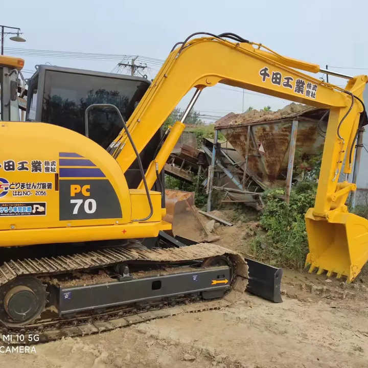 Excavator pe şenile Cheap Used Komatsu PC70 Crawler Excavator with High Efficiency Used Heavy Machinery Komatsu P70 Digger Cheap for Sale: Foto 1