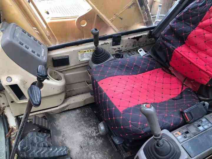 Used Digger CAT 320BL Construction Machinery Construction Digger Used CAT 320BL Cheap Excavator - Excavator pe şenile: Foto 4 Used Digger CAT 320BL Construction Machinery Construction Digger Used CAT 320BL Cheap Excavator - Excavator pe şenile: Foto 4