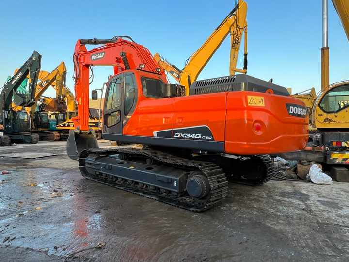 Used Large Doosan DX340 Excavator Original DX340-9 Used Excavator 34 Tons DX340lc-9c Hydraulic Excavator Sold Well - Excavator: Foto 2 Used Large Doosan DX340 Excavator Original DX340-9 Used Excavator 34 Tons DX340lc-9c Hydraulic Excavator Sold Well - Excavator: Foto 2
