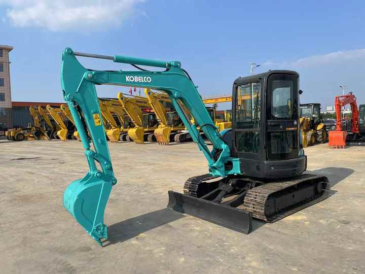Used Mini Kobelco Sk55 5tons Excavator for Sale Used Construction Machinery Export - Excavator: Foto 5 Used Mini Kobelco Sk55 5tons Excavator for Sale Used Construction Machinery Export - Excavator: Foto 5