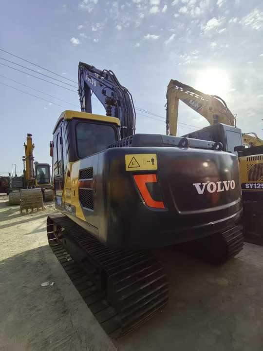 Used Volvo 14 tonne crawler excavator Volvo ec140 excavator powerful low price good quality for sale - Excavator pe şenile: Foto 4 Used Volvo 14 tonne crawler excavator Volvo ec140 excavator powerful low price good quality for sale - Excavator pe şenile: Foto 4