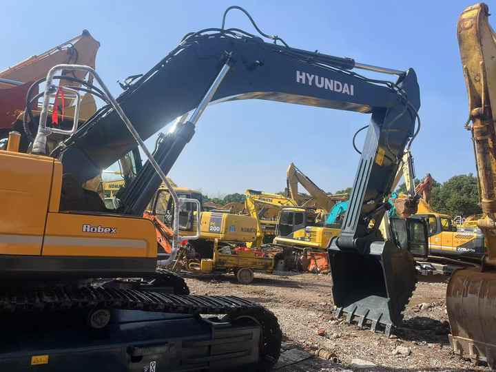 Used hyundai 305-9 30tons Excavator in Stock for Sale Hyundai 210-9 215-9 220-9 225-9 Excavator for Sale - Excavator pe şenile: Foto 5 Used hyundai 305-9 30tons Excavator in Stock for Sale Hyundai 210-9 215-9 220-9 225-9 Excavator for Sale - Excavator pe şenile: Foto 5