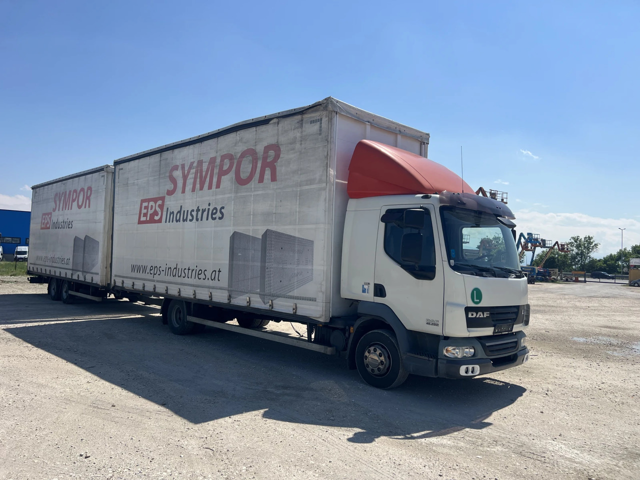 Daf Fa 7.85м., Euro5, Щора, Композиция, Mega, Внос - Camion cu prelată: Foto 2 Daf Fa 7.85м., Euro5, Щора, Композиция, Mega, Внос - Camion cu prelată: Foto 2