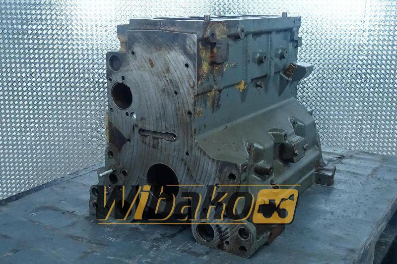 Block Engine / Motor Liebherr D504 9738000/R115081J - Blocul cilindrilor pentru Utilaje constructii: Foto 1 Block Engine / Motor Liebherr D504 9738000/R115081J - Blocul cilindrilor pentru Utilaje constructii: Foto 1